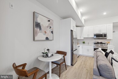 1330 S Patton St unit 404, Philadelphia, PA 19146 - photo 3