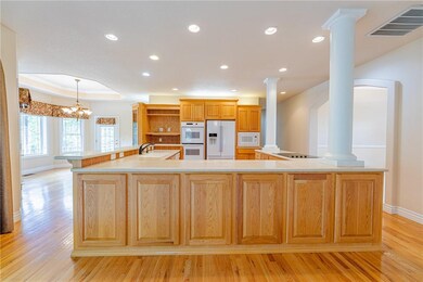 52 Mckenzie Dr, Bella Vista, AR 72715 - photo 4