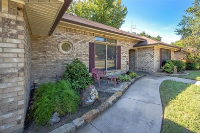 108 Guinevere Dr, Weatherford, TX 76086 - photo 2