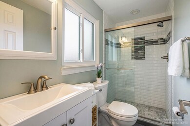 2638 Page Ct, Ann Arbor, MI 48104 - photo 6