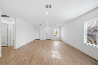 7335 Greenbriar Canyon Ln, Katy, TX 77493 - photo 4