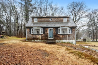 1094 Glebe St, Taunton, MA 02780 - photo 2