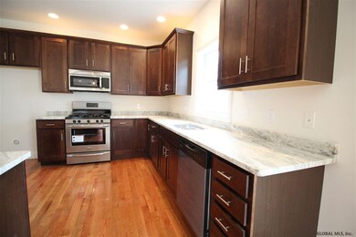 7 Frankie Ln, Clifton Park, NY 12065 - photo 4