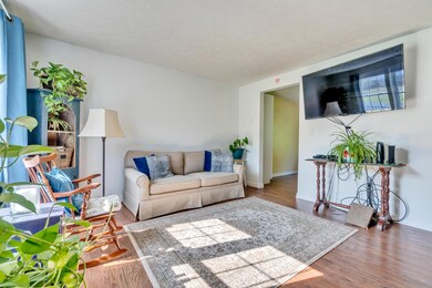 Living room 1