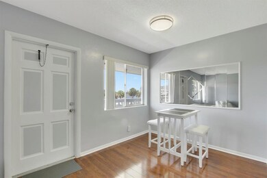 2180 Lake Osborne