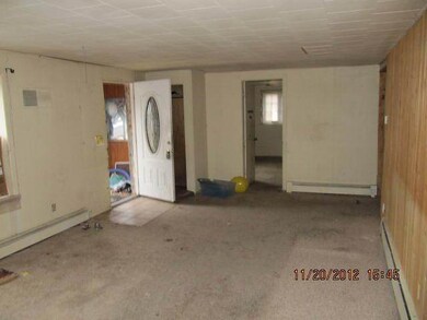 Living Area 2