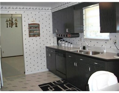Kitchen. Cozy eat in kitchen, fully equipped.