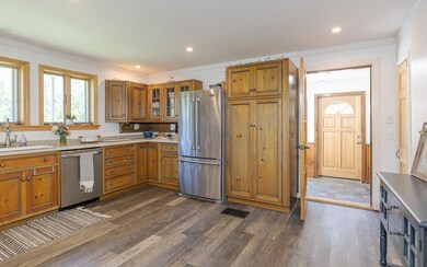 85 Kingsbury Rd, Walpole, NH 03608 - photo 2