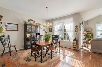 5635 Spring Ridge Dr W, Macungie, PA 18062 - photo 4