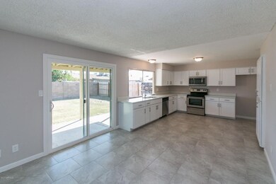09508-4219 E Alta Vista Phx-17