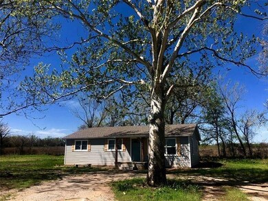 10908 S Fm 730, Boyd, TX 76023 - photo 2