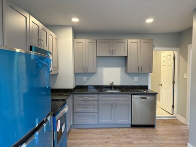 929 Pleasant St unit 1, Worcester, MA 01602 - photo 2