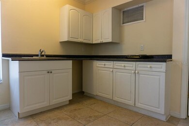 2204 Fan Palm Dr unit 5, Davenport, FL 33837 - photo 5