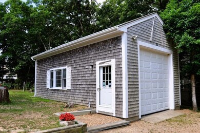 110 Clover Hill Dr unit 1, Vineyard Haven, MA 02568 - photo 5