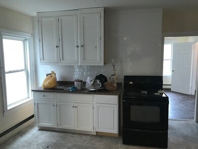 122 Canterbury St, Worcester, MA 01603 - photo 2