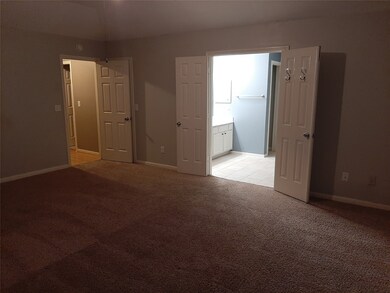 4004 Spring Branch Dr E, Pearland, TX 77584 - photo 7