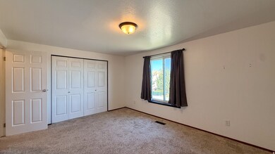 855 N 200 E, Price, UT 84501 - photo 6