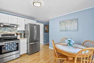 13 Bolton St, Worcester, MA 01604 - photo 7