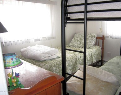 bed2