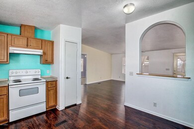 Kitchen/Dining