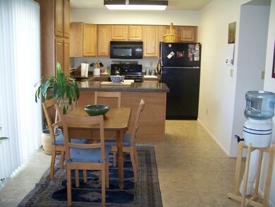 Eat-In Kitchen