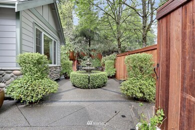 SERENITY presents its wonders around every corner of these amazing grounds.  Luscious flora and fauna at every turn.  From the babbling fountain to natures canopies.  Tranquil relaxing sites, entertaining areas, gardening, and a bird paradise.  Automatically watered by day and brilliantly lit up at night.