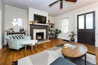 Living room of lower unit
