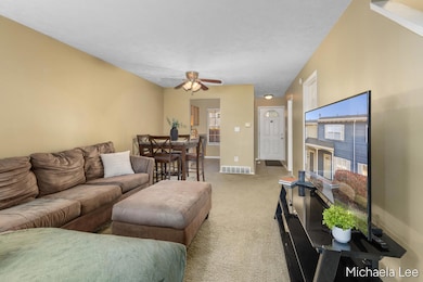 4575 Moffett Rd NW unit 100, Comstock Park, MI 49321 - photo 4