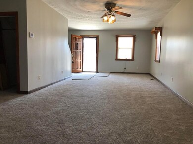 601 W Johns St, Blanchester, OH 45107 - photo 5