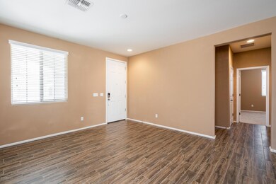 05_Living-Room-02