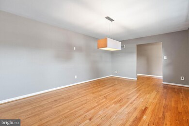 2614 Longfellow Dr, Wilmington, DE 19808 - photo 4