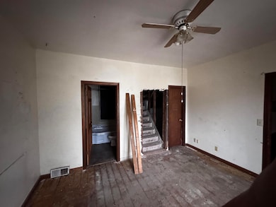 1523 Geneva St, Racine, WI 53404 - photo 5