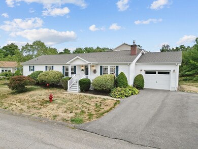 3705 Pheasant Ln, Middleborough, MA 02346 - photo 2