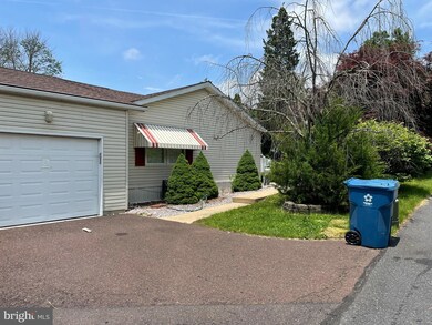 15 Fairway Ct, Quakertown, PA 18951 - photo 4