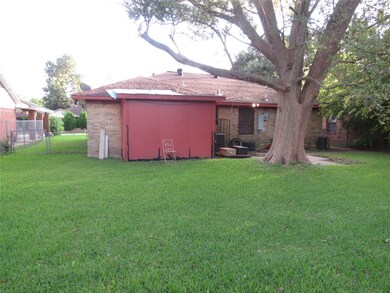 431 E Delz Dr, Houston, TX 77022 - photo 6