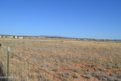 1825 W Big Sky Ranch Rd, Paulden, AZ 86334 - photo 6