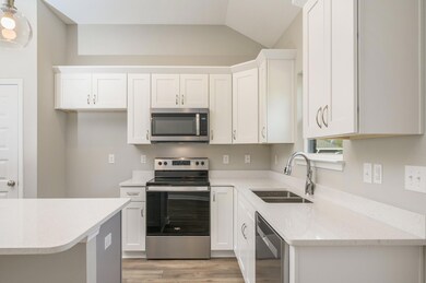 10-web-or-mls-3115 Pinot Way-06