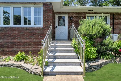 192 Pinecrest Rd, Oakhurst, NJ 07755 - photo 6