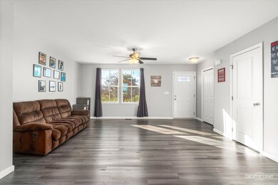 365 Shadow Wood Dr, Yorkville, IL 60560 - photo 5