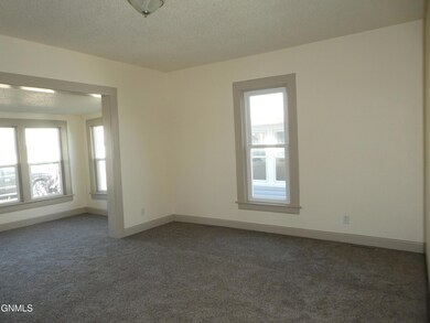 504 4th St SE, Jamestown, ND 58401 - photo 3