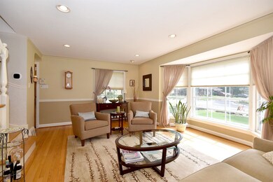 1254 Everett Ave, Des Plaines, IL 60018 - photo 2