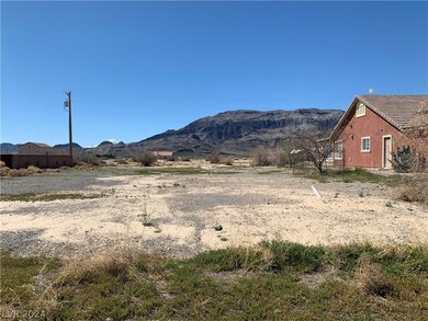 lot frontage and west views