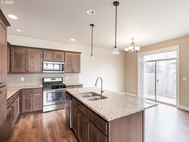 Kitchen/Outside