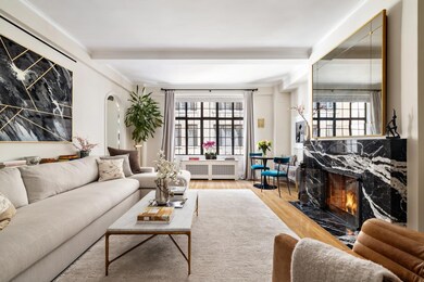 125 E 74th St unit 4B, New York, NY 10021 - photo 4