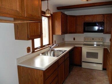 Nice oak cabinets and plenty of them!