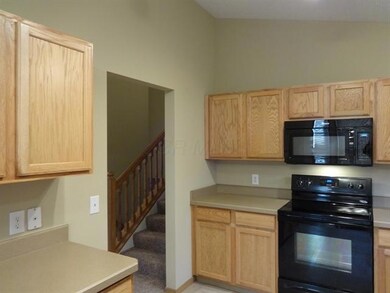 949 Rowland Ave, Columbus, OH 43228 - photo 4