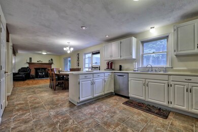 69 Beaver Pond Rd, Weare, NH 03281 - photo 4