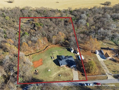 1516 Indian Creek Terrace, Tuttle, OK 73089 - photo 3