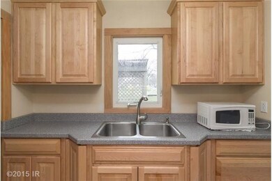 1147 58th St, Des Moines, IA 50311 - photo 6