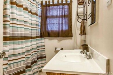 5124 Bixler Ave, Lakewood, CA 90712 - photo 4